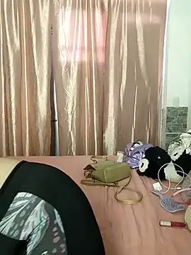 cachondafeliz online show from March 12, 8:04 pm