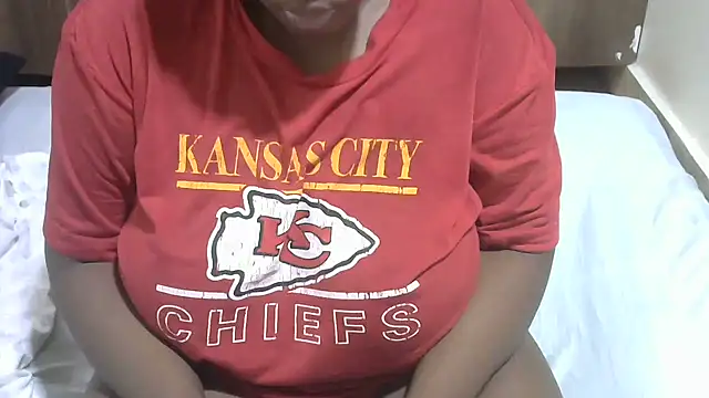 Snapshot of HoneyExtasyXo- chatting on March 14, 9:31 pm HoneyExtasyXo- online show from March 14, 9:31 pm