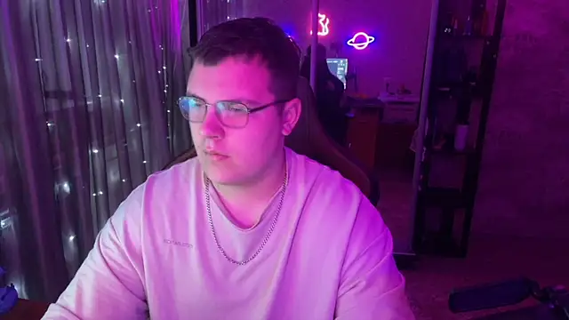 EricKnight1 online show from March 16, 4:00 pm