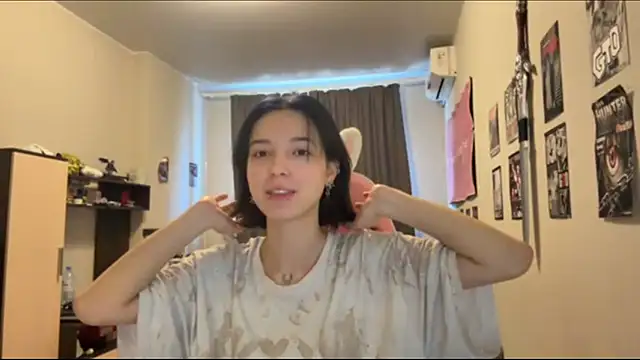 KateMiragee online show from March 16, 9:02 am