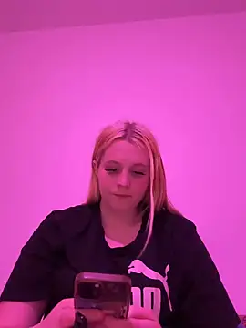 Young Milka online show from March 13, 8:48 pm