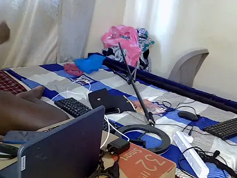 Snapshot of masindit chatting on July 24, 8:34 am masindit online show from July 24, 8:34 am