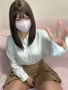 Snapshot of ichigonoiichan chatting on April 20, 12:02 am ichigonoiichan online show from April 20, 12:02 am
