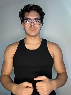 Snapshot of Caleb-Sweats chatting on May 25, 7:53 pm Caleb-Sweats online show from May 25, 7:53 pm