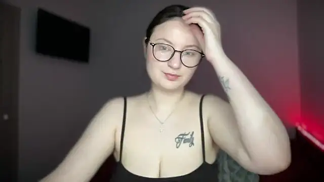 locaalise online show from May 8, 3:45 am