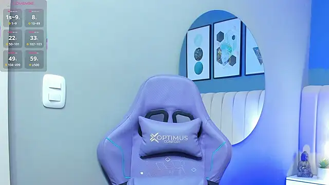 Snapshot of kylie_ferrer chatting on March 12, 11:38 am kylie ferrer online show from March 12, 11:38 am