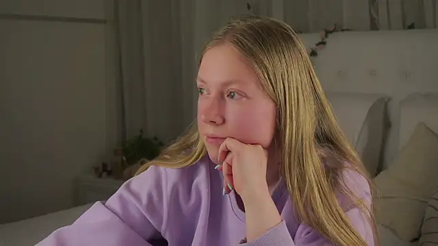 Snapshot of LashandaDevoto chatting on March 20, 2:11 pm LashandaDevoto online show from March 20, 2:11 pm