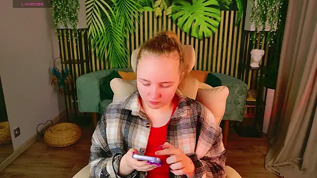 AnnaMoris online show from March 18, 5:16 pm