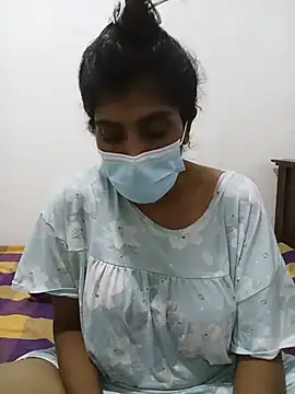 Snapshot of Amisha-35 chatting on June 19, 12:42 pm Amisha-35 online show from June 19, 12:42 pm