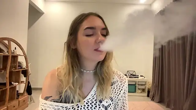 RoxyWet online show from March 17, 8:23 pm