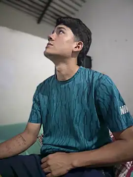 pabloflaquito23 online show from May 20, 1:45 am