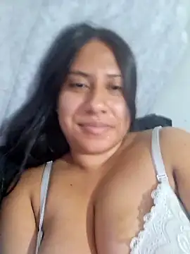 Snapshot of Scarlett_zoee chatting on April 14, 2:39 am Scarlett zoee online show from April 14, 2:39 am