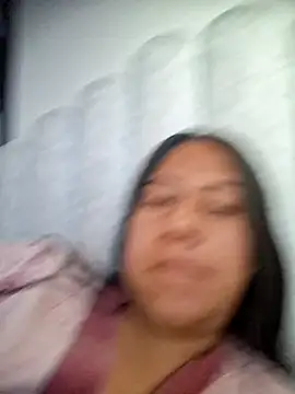 Snapshot of Scarlett_zoee chatting on May 17, 1:51 pm Scarlett zoee online show from May 17, 1:51 pm