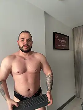 Axel Dominus online show from July 12, 8:33 pm