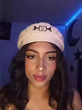 KattyBerryX online show from July 9, 8:35 pm