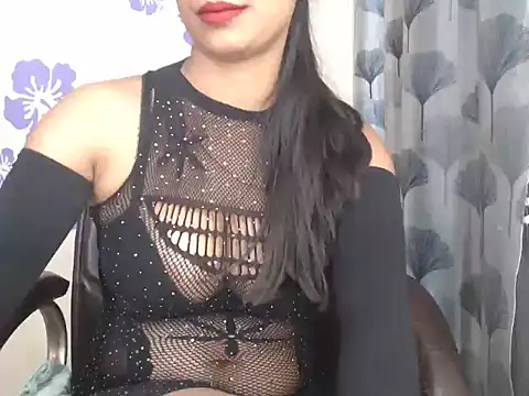 Snapshot of alisharomance chatting on June 13, 5:22 pm alisharomance online show from June 13, 5:22 pm