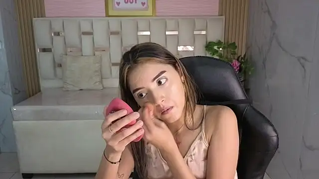 veronicaa s online show from May 14, 7:53 pm