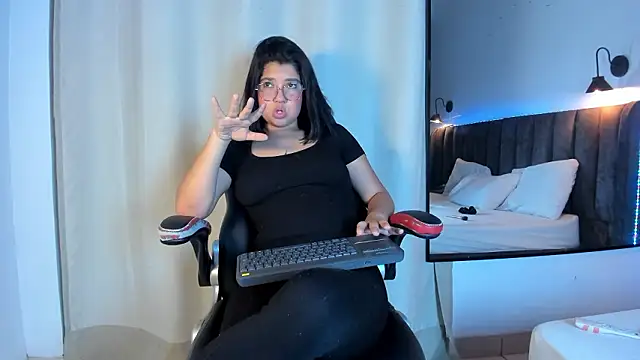 selena  smith1 online show from March 16, 3:23 am