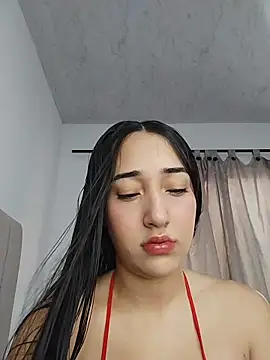 isabellaHill2 online show from July 1, 5:02 pm
