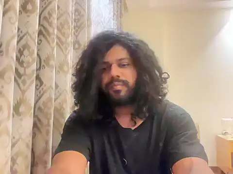 abhinaxx online show from April 9, 8:25 pm