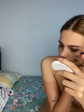 isabella-hot12 online show from May 1, 10:47 pm