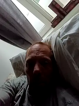 Snapshot of jongen_ehv chatting on May 5, 5:32 pm jongen ehv online show from May 5, 5:32 pm