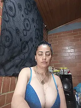 Snapshot of Alexandrina chatting on May 16, 12:18 am Alexandrina online show from May 16, 12:18 am