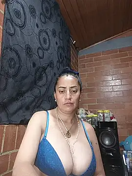 Snapshot of Alexandrina chatting on May 16, 12:29 am Alexandrina online show from May 16, 12:29 am