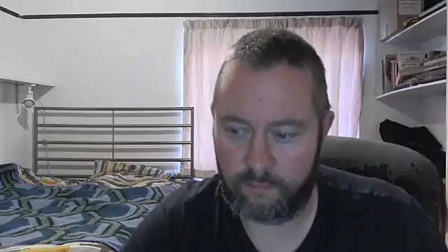 Snapshot of JobeySays chatting on April 9, 5:51 pm JobeySays online show from April 9, 5:51 pm
