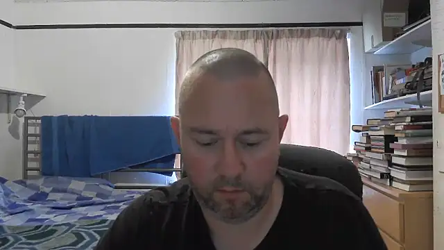 Snapshot of JobeySays chatting on June 1, 5:36 pm JobeySays online show from June 1, 5:36 pm