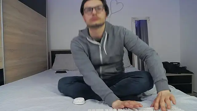 kevin garcia1 online show from March 17, 3:37 pm