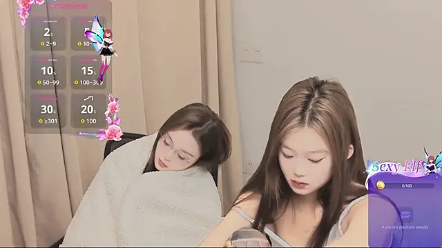 Snapshot of Angel-Sisters chatting on May 9, 5:40 pm Angel-Sisters online show from May 9, 5:40 pm