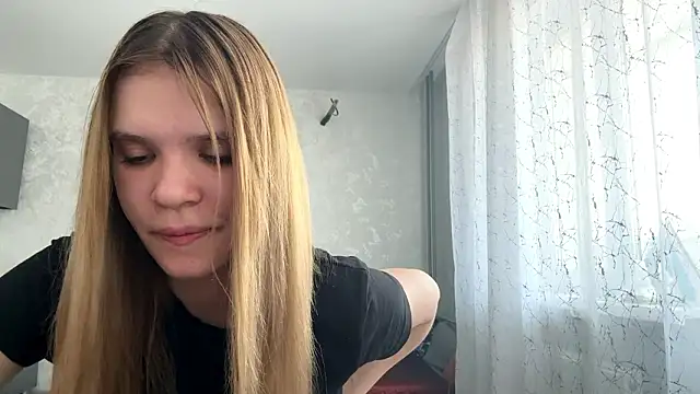 OlaTaulbee online show from March 15, 9:04 am