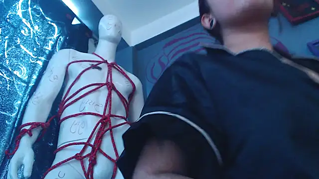 Snapshot of Regina_Iris chatting on May 24, 8:36 pm Regina Iris online show from May 24, 8:36 pm