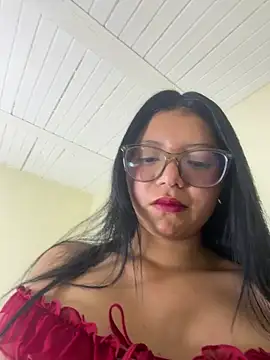 Snapshot of Zul_vaal chatting on May 27, 9:34 pm Zul vaal online show from May 27, 9:34 pm