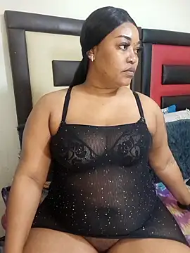 ShavePussyFatAssxx online show from August 1, 4:28 pm