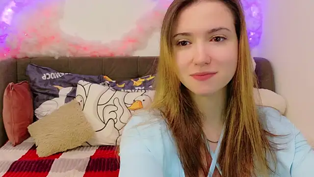 Snapshot of LeenMoonie chatting on May 30, 5:37 am LeenMoonie online show from May 30, 5:37 am