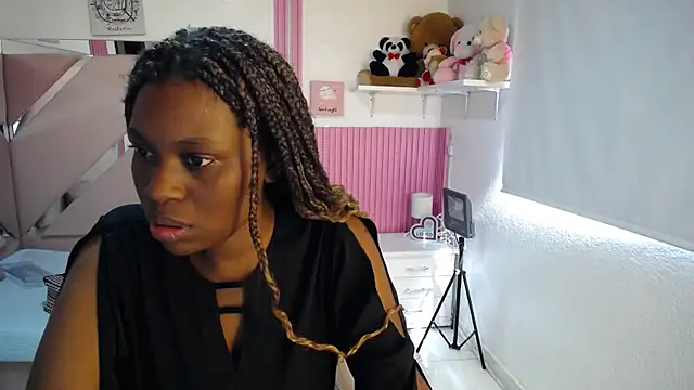Snapshot of Ebony_rizon chatting on May 9, 1:38 pm Ebony rizon online show from May 9, 1:38 pm