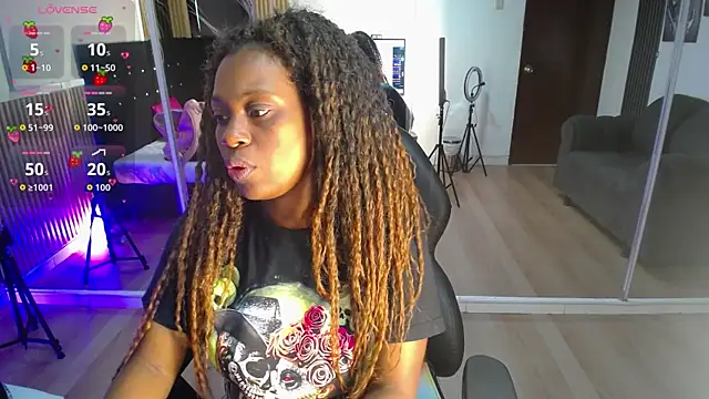 Snapshot of Ebony_rizon chatting on June 11, 1:20 pm Ebony rizon online show from June 11, 1:20 pm