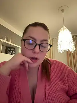 AureliaRosee online show from March 17, 7:17 pm