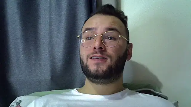 Snapshot of piazaocwb23 chatting on July 11, 4:43 pm piazaocwb23 online show from July 11, 4:43 pm