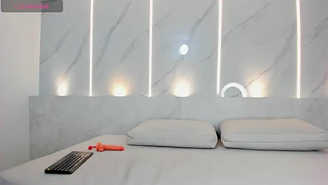 stephany west online show from March 14, 11:48 am