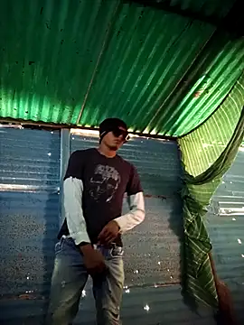 spittingpig1 online show from March 15, 6:14 pm