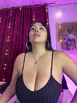 karlyprintt online show from May 12, 12:24 pm
