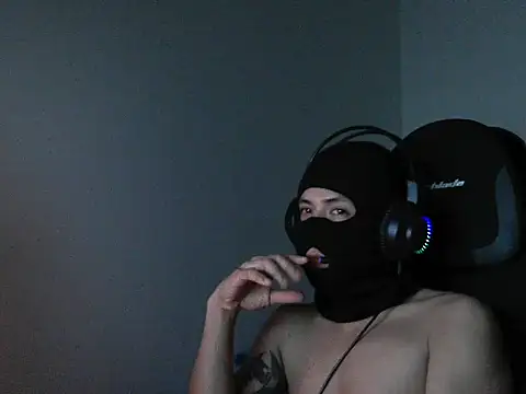 nicolorin online show from March 14, 3:45 am