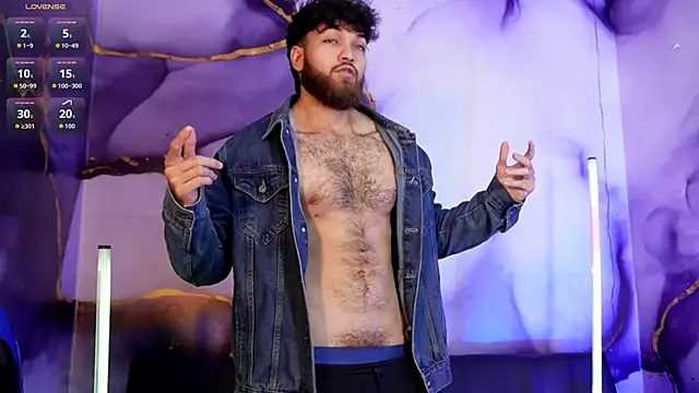 Oliver Dallas1 online show from May 5, 5:04 am
