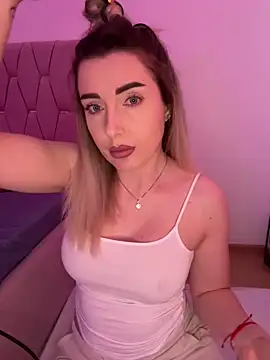 -IrisBlair- online show from March 16, 10:41 am