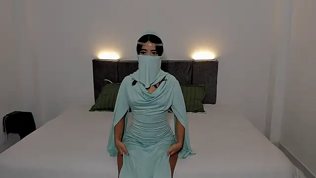 Zahra Bashir online show from March 17, 12:15 am