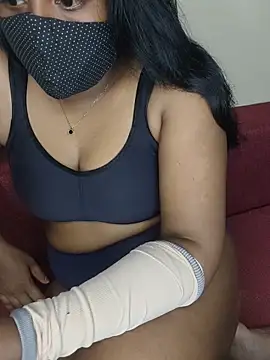Maya-Tamil online show from May 14, 4:36 pm