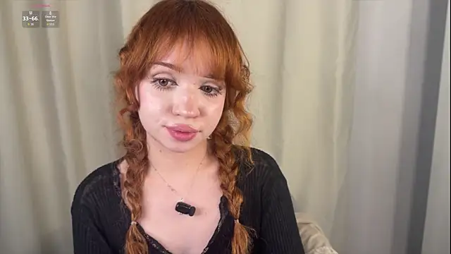 Snapshot of JuicySweetBliss chatting on June 11, 12:32 am JuicySweetBliss online show from June 11, 12:32 am